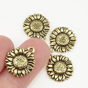 TierraCast SUNFLOWER Charms 18mm Gold Charms by Tierra Cast Pewter Antique Gold Sun Flower Pendants P172 image 4
