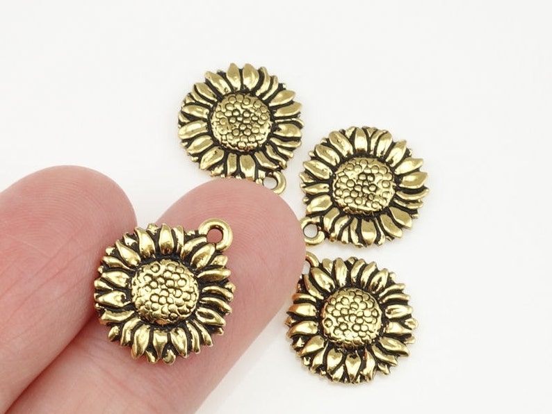 TierraCast SUNFLOWER Charms 18mm Gold Charms by Tierra Cast Pewter Antique Gold Sun Flower Pendants P172 image 4