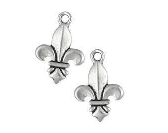 TierraCast Large Fleur de Lis Pendant - Antique Silver Pendant - 24mm Fleur de Lis Charm - Tierra Cast Pewter Silver Charm (P973)