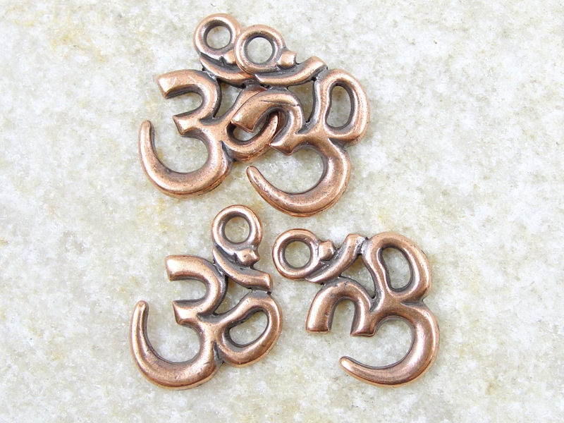 Om Charms - 18mm Antique Copper Charms - TierraCast Om Drop - Meditat…