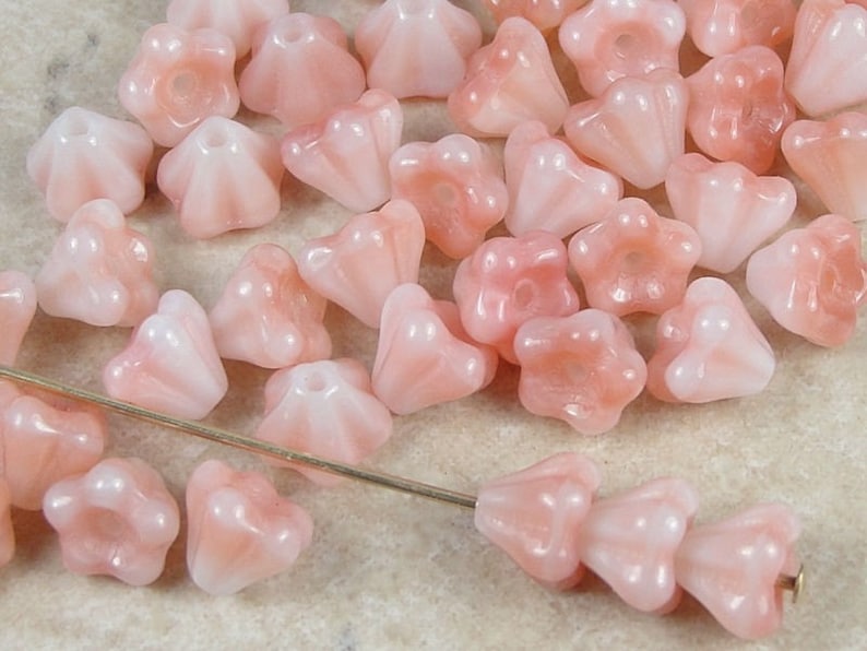 Glass Flower Beads 50 Baby Bell Flowers Czech Glass 4mm x 6mm Beads Peaches and Cream Bild 1