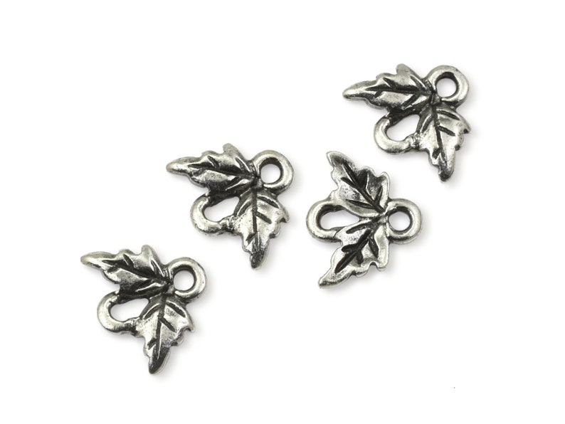 Dark Antique Silver Small Oak Leaf Links Double Leaf Connector Findings for Fall Jewelry Autumn Leaf Charms P2518 image 1