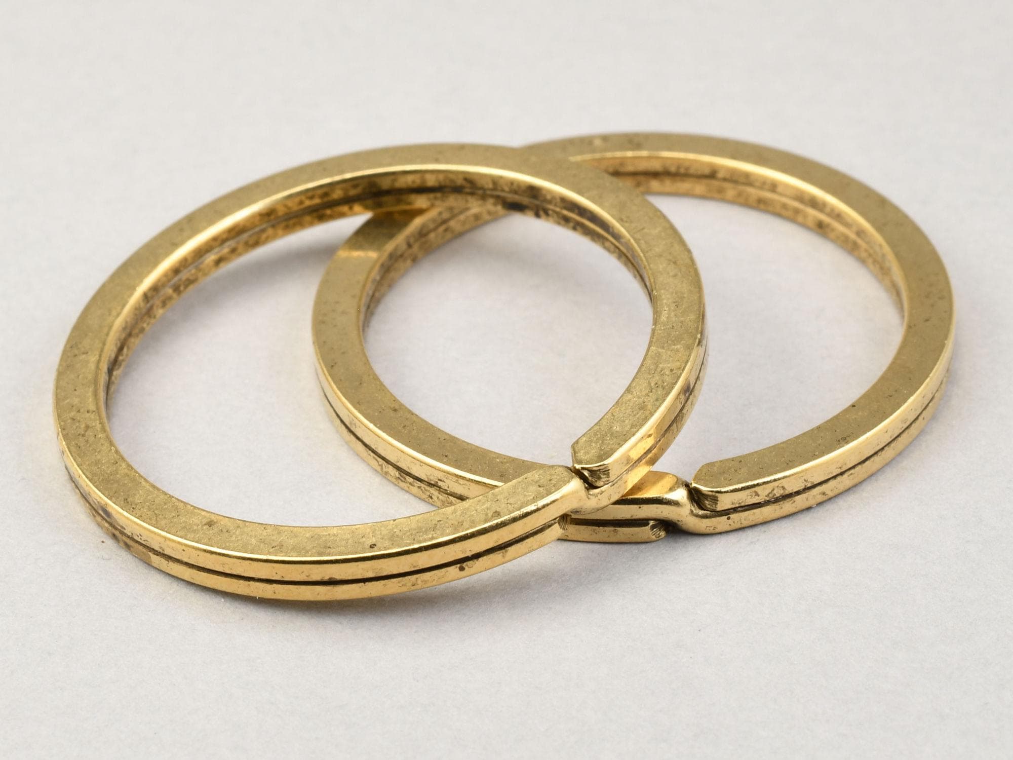 2 Pieces of 33mm Key Ring Findings - ANTIQUE GOLD Empty Blank Key Fob ...