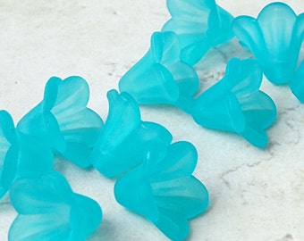 12 AQUA BLUE Aquamarine Flower Beads Frosted Lucite Flowers Aqua Blue 14mm x 10mm Light Teal Blue Beads