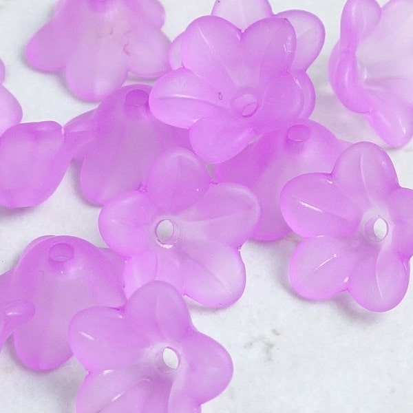 18 LILAC PURPLE Lucite Flower Bead 7mm x 13mm Trumpet Flower Beads Frosted Lucite Flower Light Purple Flower Beads Orchid