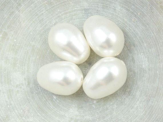 Swarovski Crystal Beads Teardrop Pearl 5821 Grey 11x8mm Package of 10