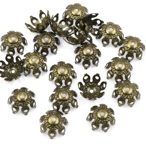 36 Antique Brass Beadcaps 9mm Aged Solid Brass Bead Caps Open Filigree Petal Bumpy Caps Bronze FSAB103 Bild 2