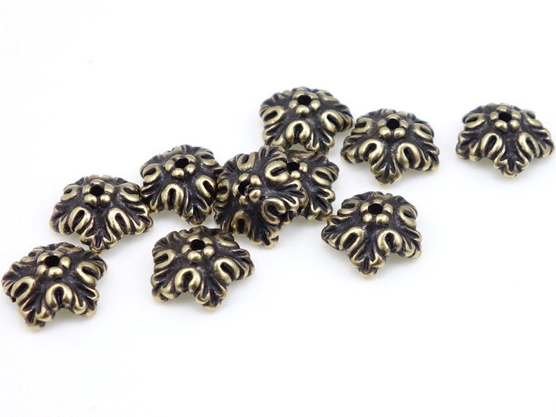 Antique Brass Bead Caps 9mm Oak Leaf Dark Brass Beadcaps TierraCast Pewter Metal Beads for Autumn Fall Jewelry Bronze PAC8 image 3