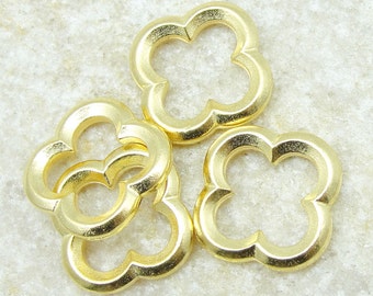 Gold Quatrefoil Charms - 16mm x 16mm Medium Quatrefoil Link - TierraCast Pewter Metal Beads Gold Findings Gothic Clover Charms (P983)