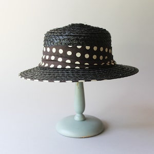 1950s Vintage Hat / Vintage 50s Black and White Polka Dot Straw Hat