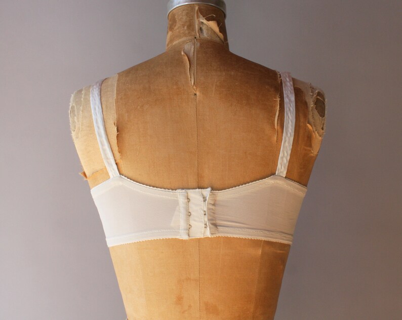 1950s Bra / 50s 60s Sheer White Lace Bullet Bra by Lady Etsy