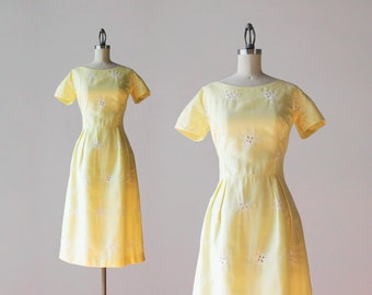 Early 1960s Fitted Cotton Dress / 60s Sunny Yellow Embroidered Floral Eyelet Leslie Fay Wiggle Dress fully lined