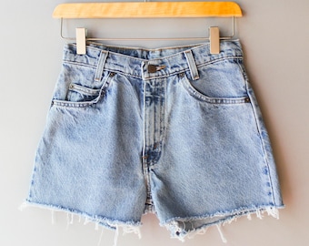 Vintage 1990s Levi's Orange Tab Cut Offs 90s Levi's 550s Shorts 26.5" X 2.5" Faded Light Wash