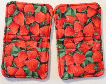 strawberry magnetic microwave oven hand mitts pair mini potholders