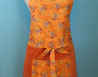 Kitchen apron towel in one reversible floral apron with pocket towel combo