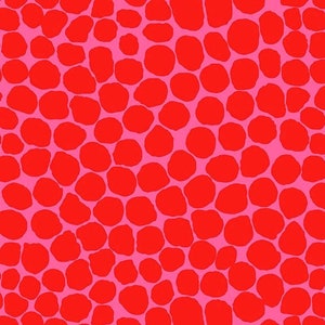Può includere: Uno schema senza cuciture di cerchi rossi su uno sfondo rosa. I cerchi sono leggermente irregolari nella forma e sono disposti in uno schema sfalsato.