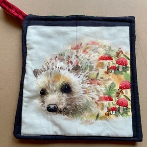 Giraffe and Hedgehog Pieced Fabric Potholder Set image 3