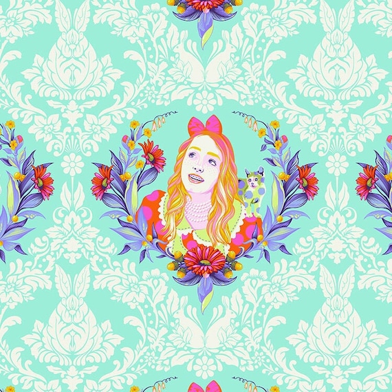Curiouser & Curiouser: Alice in Daydream Curiouser & Curiouser: Alice in Daydream