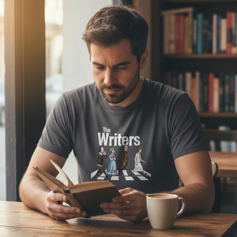 Camiseta escritores | Regalo literario para lectores | Autores clásicos estilo Abbey Road imagen 2