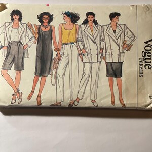 New Uncut Size 16 Misses Jacket, Dress, Top, Pants & Shorts Sewing Pattern, Vogue 8922