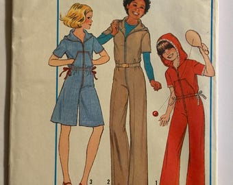 Simplicity 8093 新品未裁断 女の子用 サイズ10-12 フード付きジャンプスーツ＆パンツドレス型紙