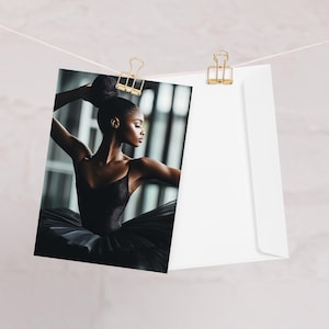 Elegante schwarze Ballerina-Grußkarte - Premium 350gsm Papier, 3 Größen verfügbar, hochwertiger Tonerdruck, lebendige Farben, kostenloser Umschlag