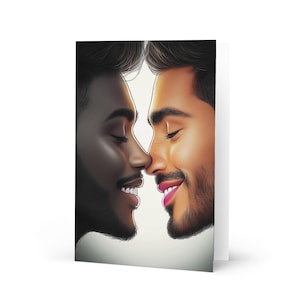Cartão Romântico LGBTQ+ | Design de Casal Interracial | Cores Vibrantes e Papel de Alta Qualidade