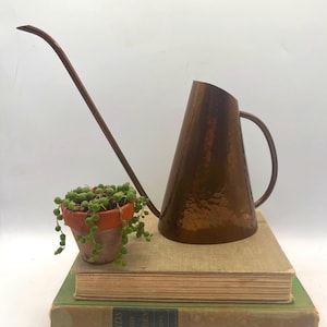 Vintage German Hammered Copper Watering Can / Handarbeit / Sculptural Watering Can / Mid Century / Vintage Garden / Gifts for Plant Lover