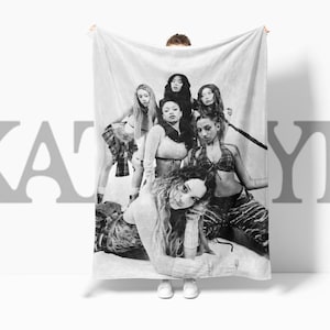 Katseye Blanket | Katseye Plush Blanket | Katseye Merch | Katseye | Katseye gift for her | Katseye Manon | KATSEYE | Katseye Sophia | Megan