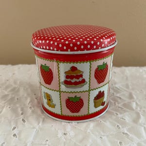 Vintage Strawberry Shortcake Metal Tin ~ Container Storage Canister