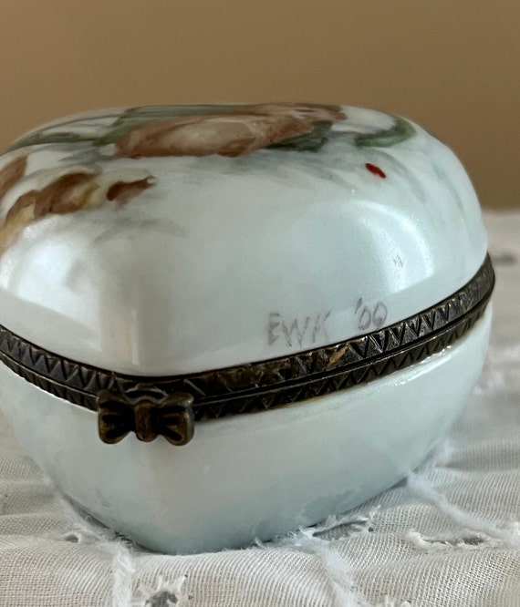 Vintage Bunny Trinket Jewelry Box ~ Ceramic ~ Rab… - image 3