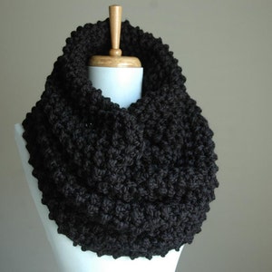 KNITTING PATTERN Oversized Cowl Easy Beginner Pattern PDF Chunky Super Bulky Yarn image 3