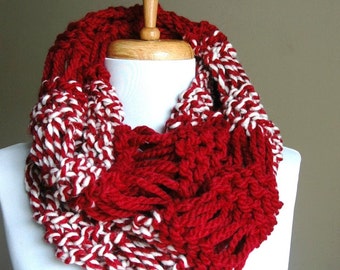 Knit Infinity Scarf, Chunky Lambs Wool Circle Scarf, Cranberry Red and Creme Hand Knit Women's Scarf, Knitted Crimson Tide Alabama,Christmas