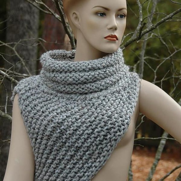 Knitting Pattern - Katniss Cowl Huntress Vest