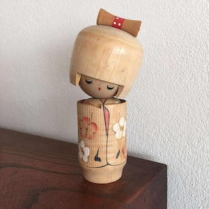 Kokeshi japanese doll vintage creative