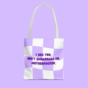 Sabrina Carpenter Tote Bag