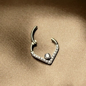 16G Titanium Hinged Septum Clicker Hoop. Sparkle Gem V Shape Segment Hoop Ring Piercing Jewelry. Chevron Style Septum Clicker Ring