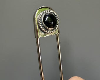 Llavero pequeño de ónix con imperdible gigante