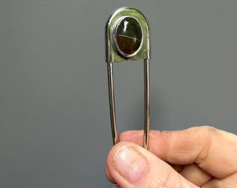 Llavero pequeño de Jasper con imperdible gigante