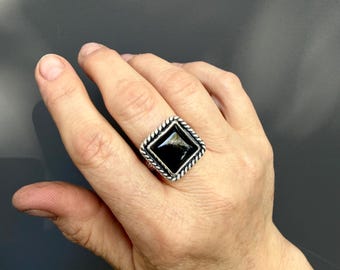 Size  9 - Onyx Statement Ring