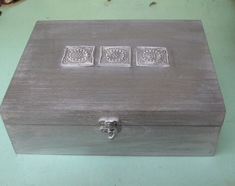 JEWELRY BOX Metallic  Silver Color Boho Chic Home Decor, necklaces storage, Eearring box, jewelry display