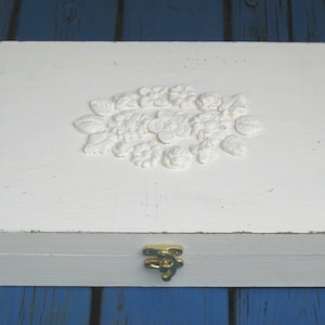 Tea box cream Shabby Chic Home Decor / Tea bag box, wooden tea box, rustic tea box image 1