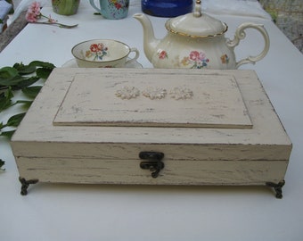 beigeTea box, Shabby Chic Tea Box, Tea bag box, wooden tea box, tea cabinet, Tea Bag Storage, Rustic Tea Box