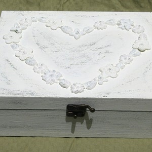 Creamy Shabby Chic Home Decor JEWELRY BOX, jewelry organizer, jewelry box vintage*** Buy 1 From The Shop And Get 1 Small Gift ***