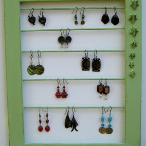 Jewelry Display Organizer shabby soft green / 40 - 60 Earrings / 16 - 30Necklaces