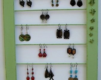 Jewelry Display Organizer shabby soft green / 40 - 60 Earrings / 16 - 30Necklaces