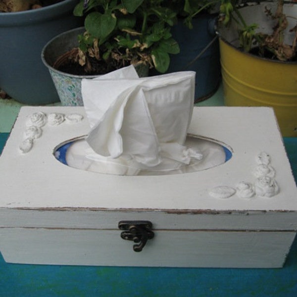 Cream Tissue box, Shabby Chic wooden tissue box cover, napkin storage box
