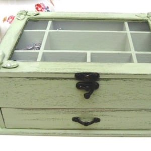 Portagioie in legno verde chiaro "Shabby Chic" decorazioni per la casa, *** Acquista 1 dal negozio e ricevi 1 piccolo regalo ***, portagioie per donna