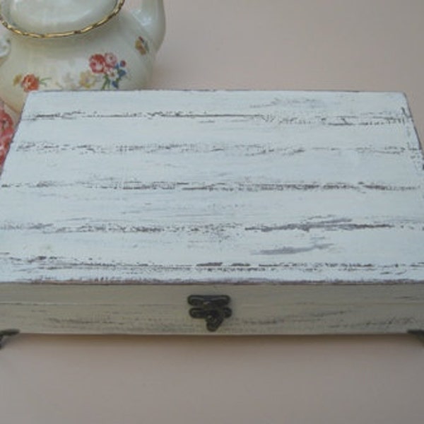 Creamy Tea box Shabby Chic Home Decor / Tea bag box, wooden tea box, tea cabinet