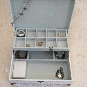 Portagioie in legno Creamy-Dreamy "Shabby Chic", *** Acquista 1 dal negozio e ricevi 1 piccolo regalo ***, portagioie vintage, regalo per lei